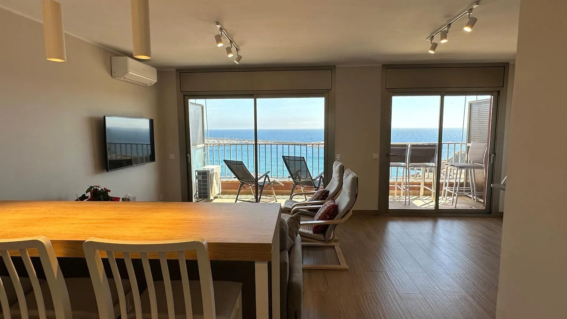 公寓 Lloguer30 Garbi Love, Vistas Espectaculares Del Mar 桑特费柳德吉克索尔斯